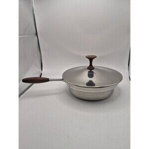 VTG MCM Aluminum Covered Chafing Dish w/ Wooden Handle/ Knob 9.25 in Diameter